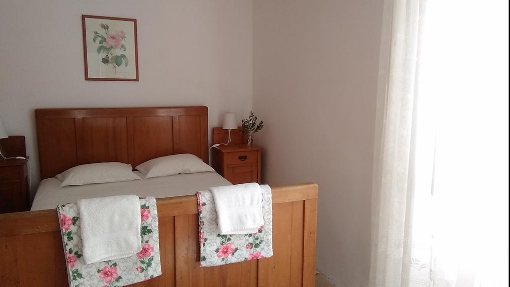 D House Authentic Zlarin House, Relaxing Courtyard And Terrace Βίλα Εξωτερικό φωτογραφία